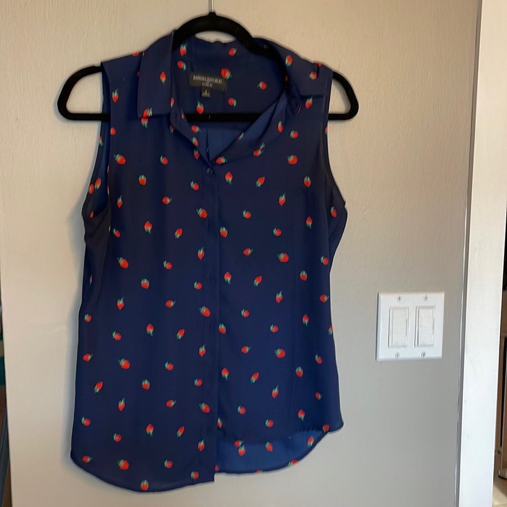 Banana Republic sleeveless blouse